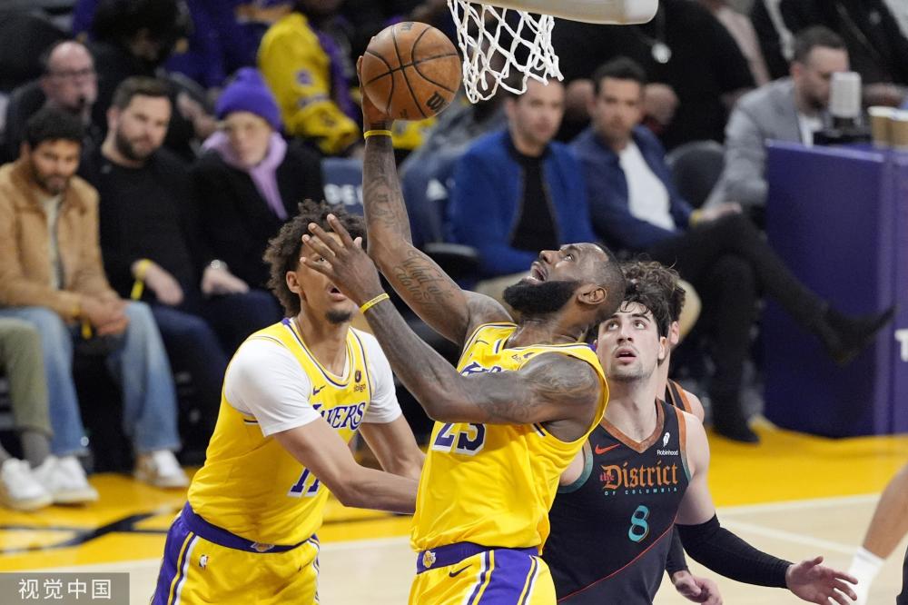 脱颖而出 脱颖而出